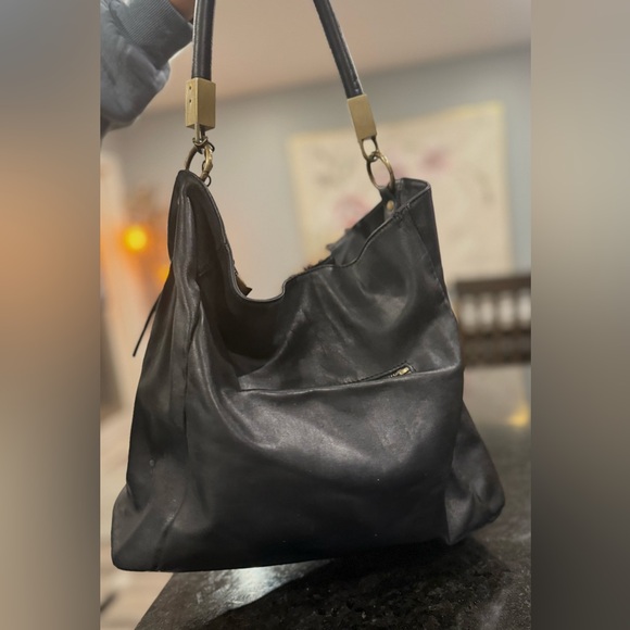 🐆Chic Leopard Print🔥🐆 and Black Leather Shoulder Bag made in 🇮🇹 - Picture 7 of 16